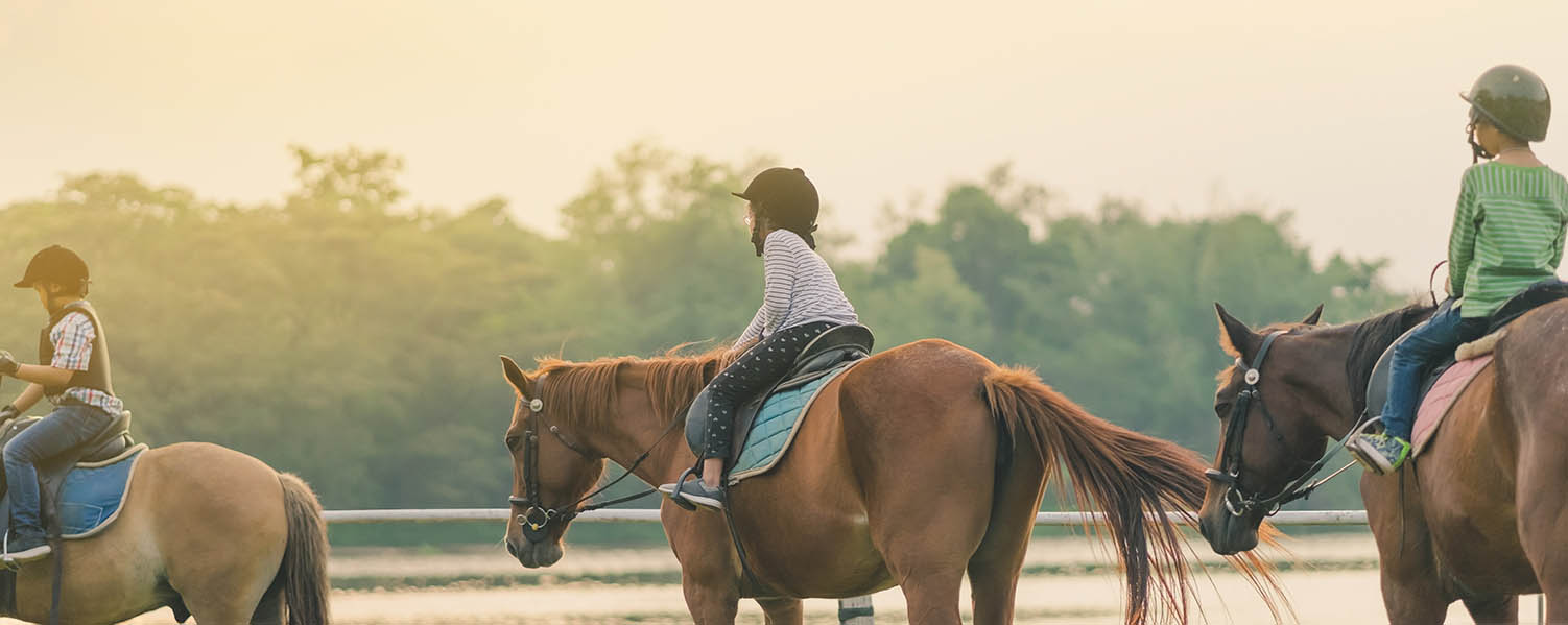 Kids-On-Horseback